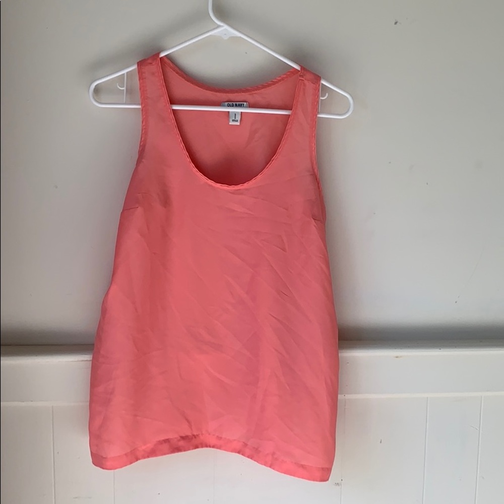 Old Navy peach polyester tank top size small
